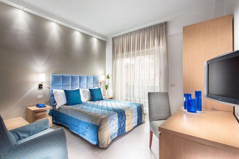 Hotel Imperiale Milano Marittima Buitenkant foto